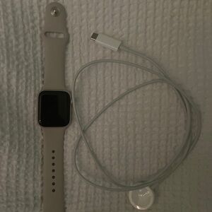 Apple Watch series SE 40mm - Tan